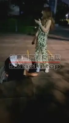 【猫熙小主】强烈推荐-双M给路人美女下跪磕头被踩头 G-210531-25