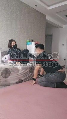 【雪儿】姐妹花全体重踩踏羞辱狗 bf9501