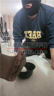 【汐妍大人】踩踏喂食圈养奴 JS2402020-4