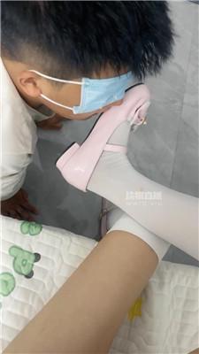 【小胖墩】玉足美腿狂舔虐 JS250815-17