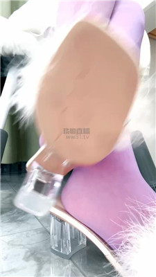 【依甜】贱狗伺候主人全家    260521-24