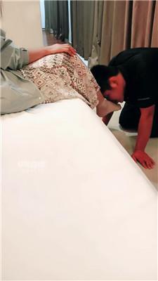【欣欣夫妻】打骂踢踩吃圣水 JS260528-65