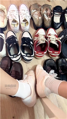 【咬猫】冰冰袜搭配鞋炸sb早些    260606-44