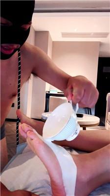 【佚名情侣】沉浸式恋足狂舔 JS260619-16