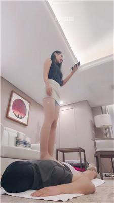 【思怡】踩踏-坐脸窒息 JS260705-57
