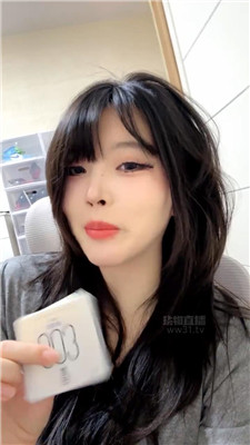 【玥玥玥】绿毛龟舔鞋底吃J    260707-44