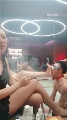 【咩祖】带着小姨子玩贱奴-续集【双视角版】 JS260713-10