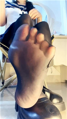 【礼儿】黑丝羞辱寸止倒计时    260721-59