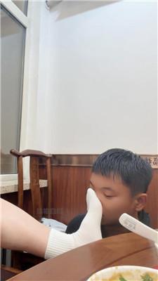 【乐乐】餐厅包厢玩贱畜生 JS260724-51
