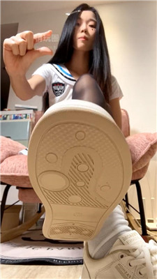 【晓甜】辅导师训斥学生    260913-7