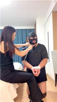 【梦梦女王】双S-暴揍跑骚M【双视角版】  JS260921-26